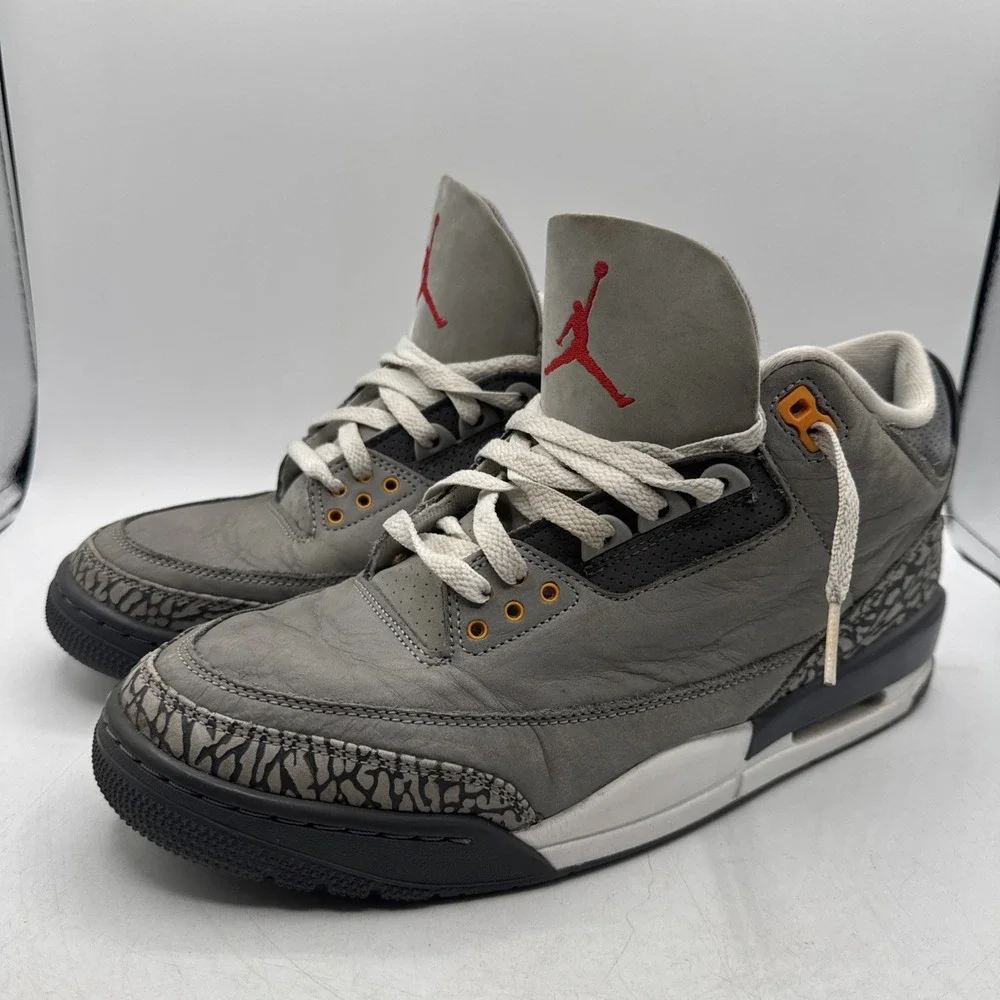 Jordan 3 Retro Cool Gray High Top Athletic Orange Accent Size 10 CT8532-012